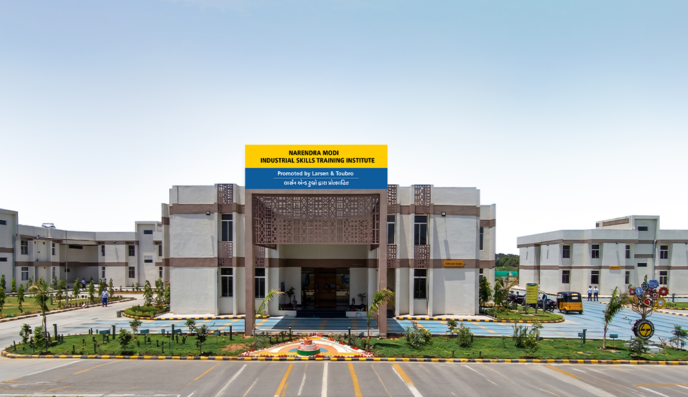 https://2025prodstorageaccount-eqdyc8g8hpccdfez.a02.azurefd.net/ltprod/media/3kdfnat2/vadnagar.webp