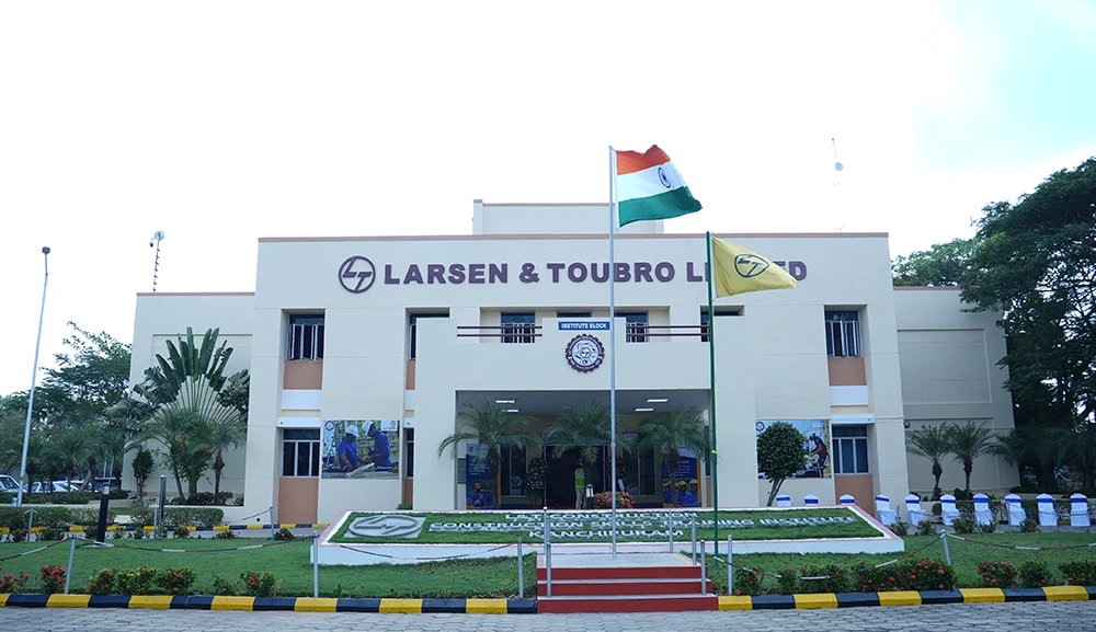 Kanchipuram Institute Building Image